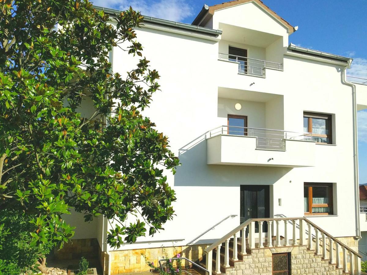 Appartement Local lifestyle à Zadar Extérieur photo